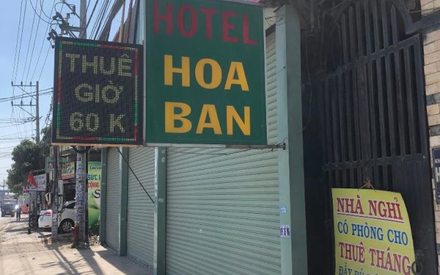 Hoa Ban Hotel by ZUZU