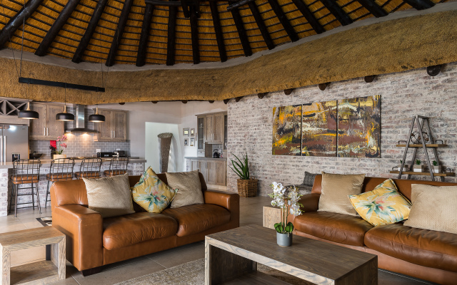 Cayley Mountain Resort