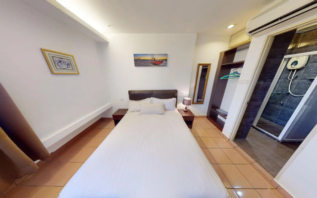 DM Hotel