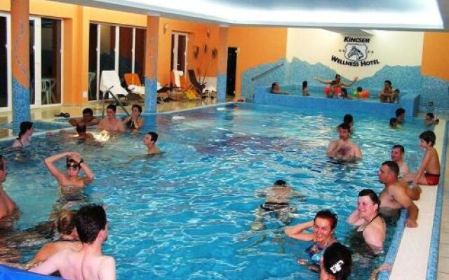 Kincsem Wellness Hotel