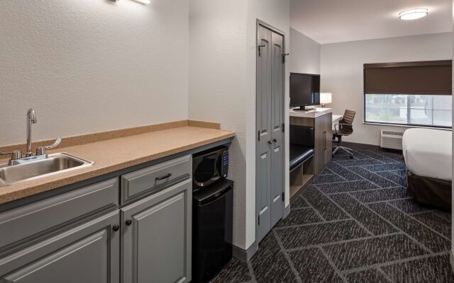 Best Western Plus Appleton Airport/Mall Hotel