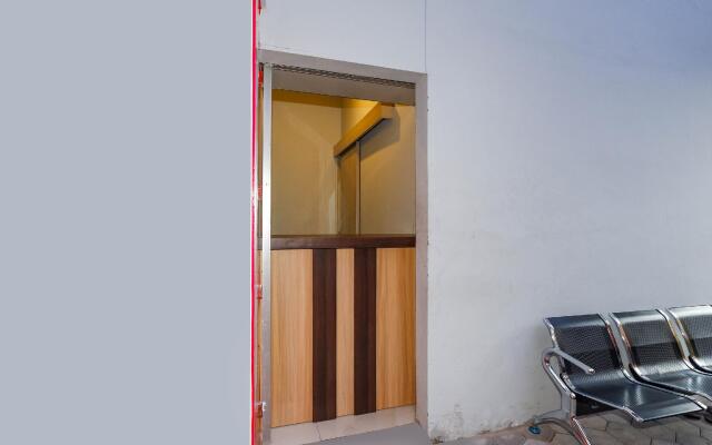OYO 2545 Maddava House