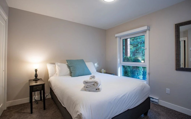 Al's Escape by Revelstoke Vacations