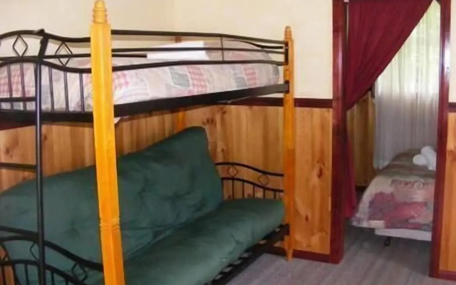 Cedar Lodge Cabins