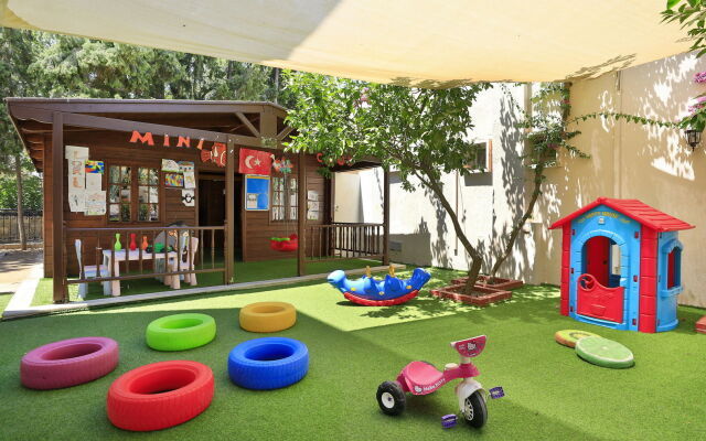 Cactus Fleur Bay Resort