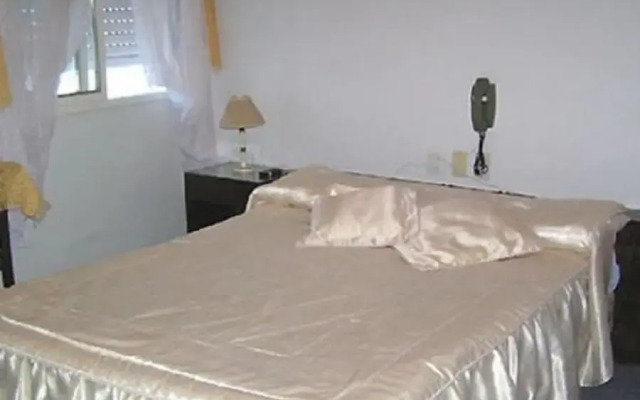 Rioma Hotel