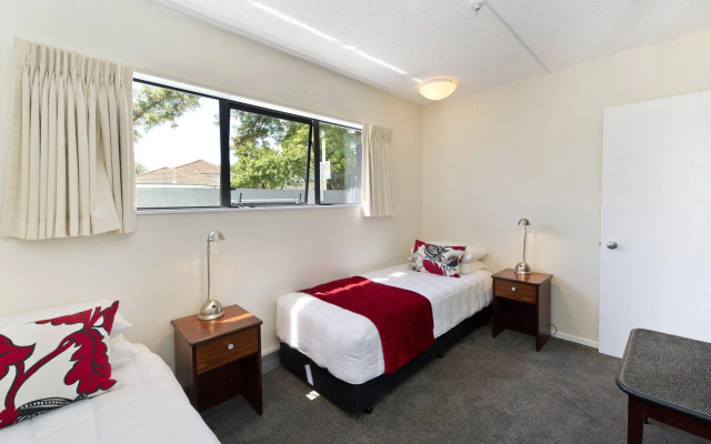 The Parnell Hotel & Conference Centre