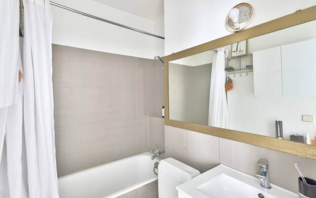 Charming Studio Apartment - Paris