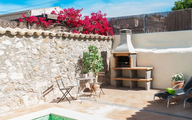 Pegaso in Campanet With 4 Bedrooms and 2 Bathrooms