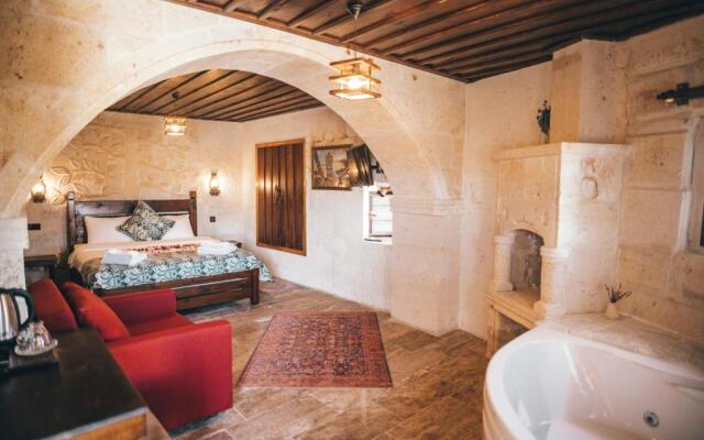 Tale Cave INN