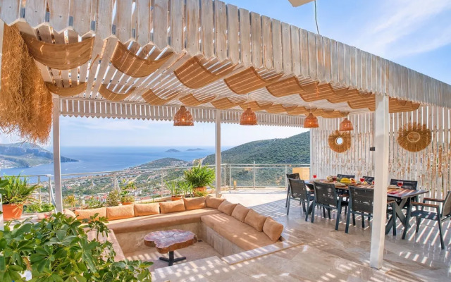 Lux Villa With Inf Pool Jacuzzi - All Rooms w AC