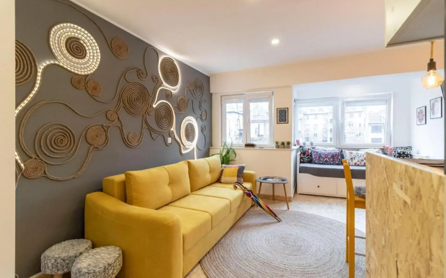 FestivalStreet Apartment