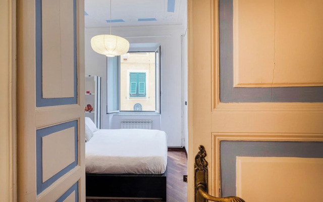 Santa Chiara Apartment