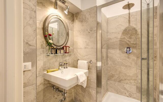 Charme Spagna Boutique Hotel