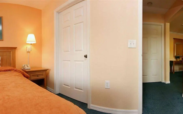 Mainsail Tampa Extended Stay