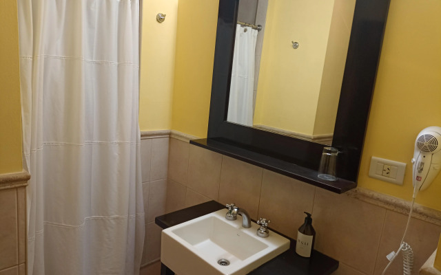 Ribera Sur Hotel