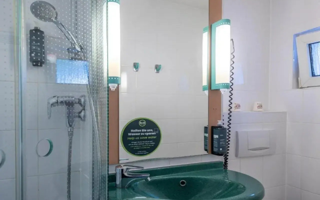 Отель B&B Hotel Aachen-Hbf