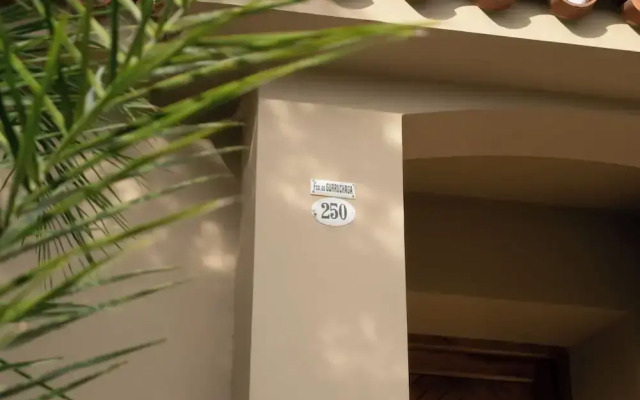 La Casona del Monumento