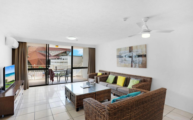 Breakers North Absolute Beachfront Apartments