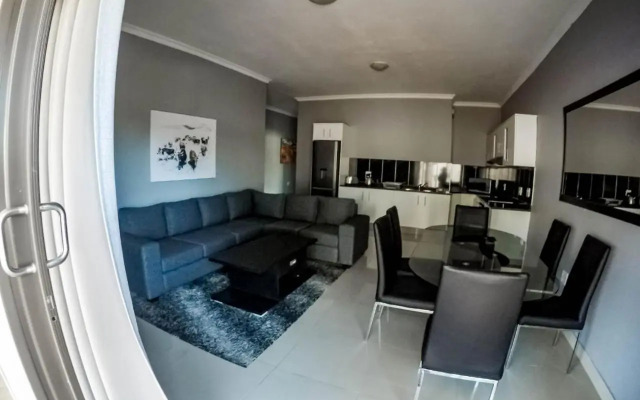 Condo Villas On Marine Drive