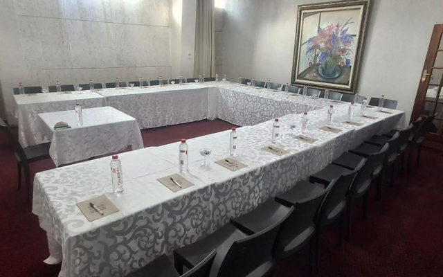 Indaba Hotel Sasolburg