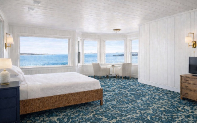 The Breakers Inn