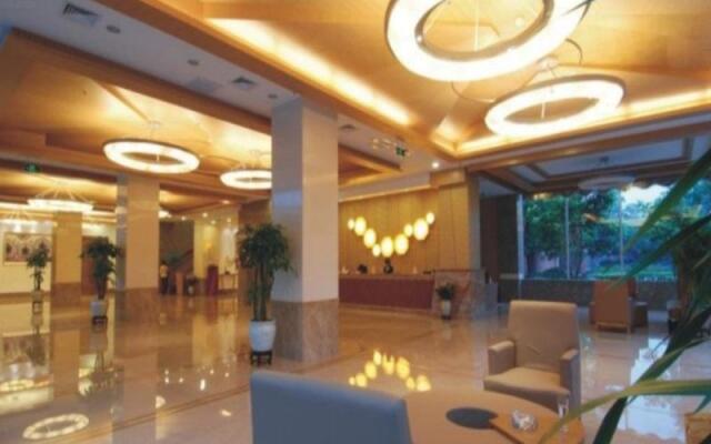Jinrui Yangguang Hotel Pengzhou