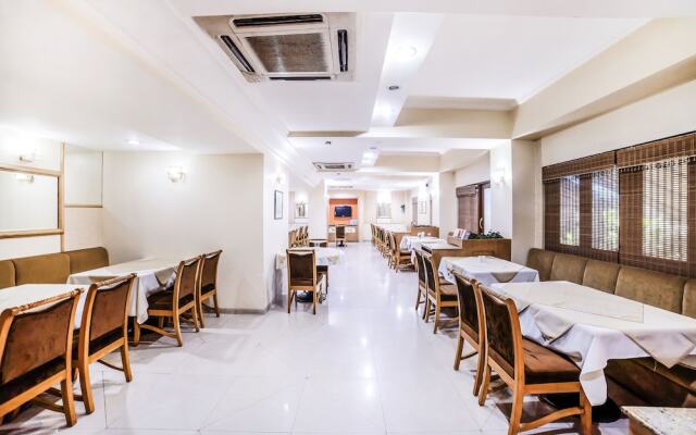 FabHotel Gandharva Shivajinagar