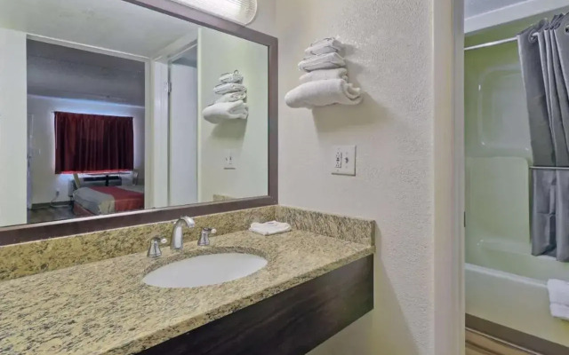 Motel 6 Maple Shade Township, NJ - Philadelphia - Mt Laurel