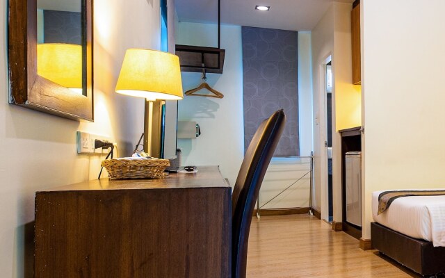 Baan Klang Aow Beach Resort