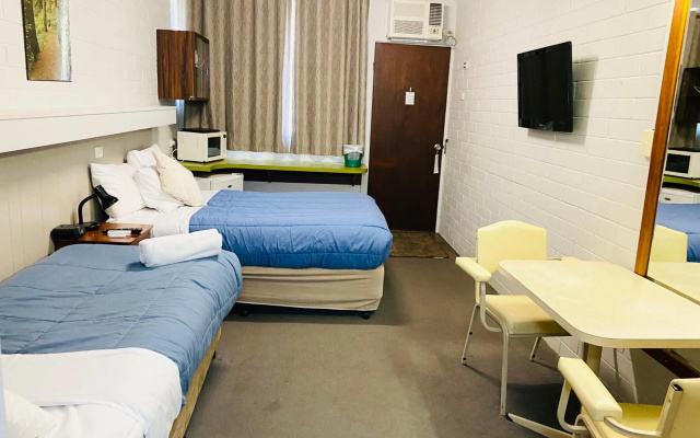 Millers Cottage Motel – Guest Rooms – Wangaratta
