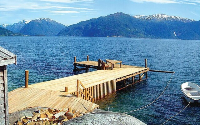 Amazing Home in Balestrand With 3 Bedrooms