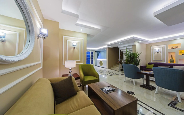 Pera Arya Hotel