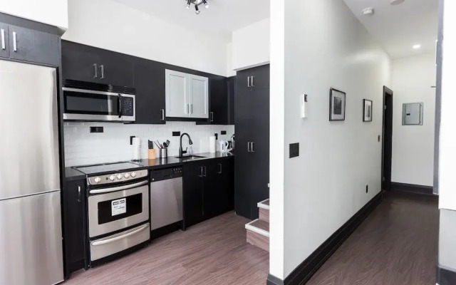 Applewood Suites - West Queen West Lofts