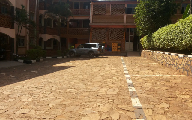 Garden Inn