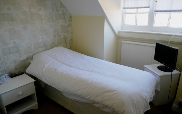 The Saracens Head Hotel