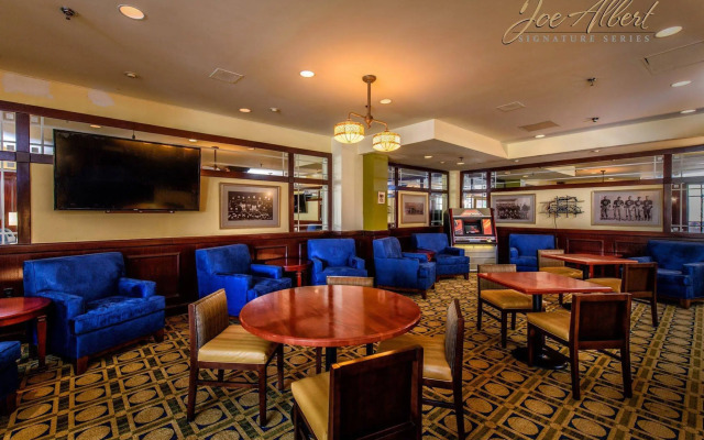 DoubleTree by Hilton Canton Downtown