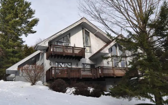 Shangri-La, Houses at Pittsfield