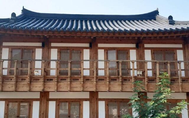 Iga Hanok
