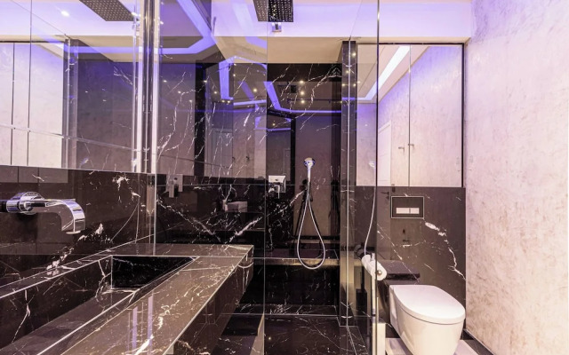 Large Renovated Studio - rue Hoche - Cannes Center