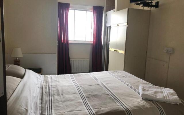 Charde Guest House