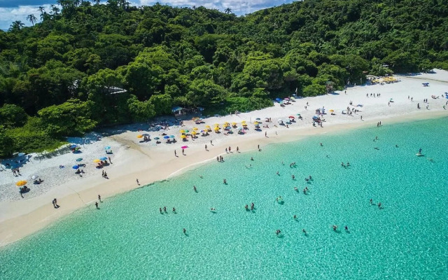 Cobertura SunClub-300 mtrs da Praia