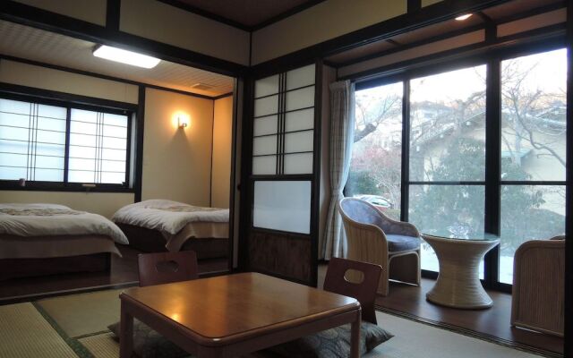 Mizuwake Minshuku Mura