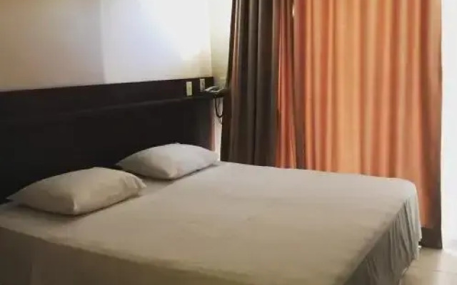 Tropical Palace Hotel