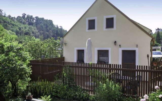 House Parkany 2 Bechyne