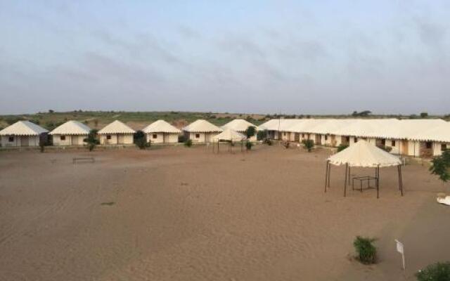 Maharaja Desert Camp