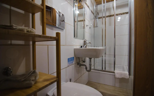 Traditional Piran studio