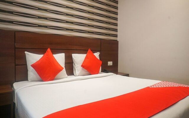 OYO Flagship 15614 Hotel Olive KEM Hospital