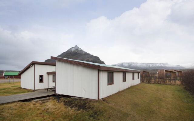 Snjofell Guesthouse