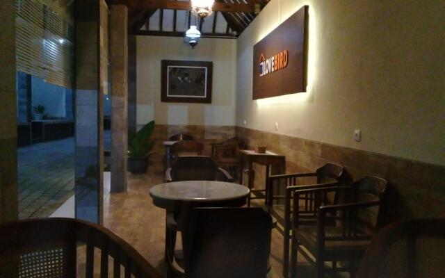 Wisma Lovebird